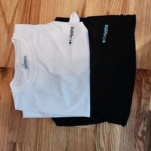 2 Mens Columbia shirts